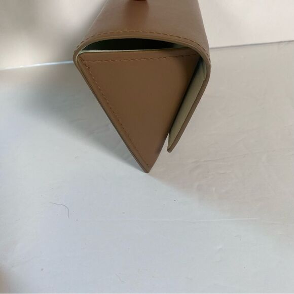 Burberry London Tan Color Eyeglass Case - Picture 6 of 9